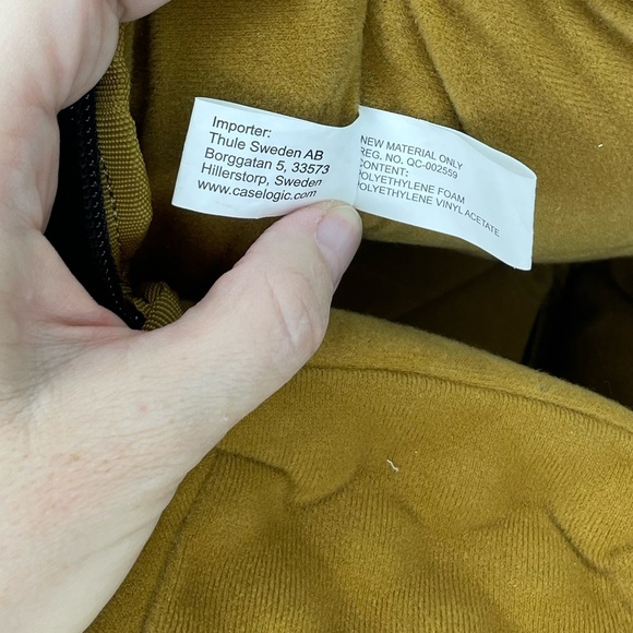 Case‎ Logic camera case - Picture 8 of 9